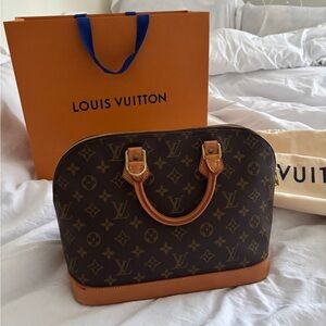 Louis Vuitton Alma bag purse monogram